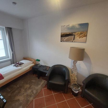 Landhotel Garni Zur Linde Ratekau Eksteriør billede